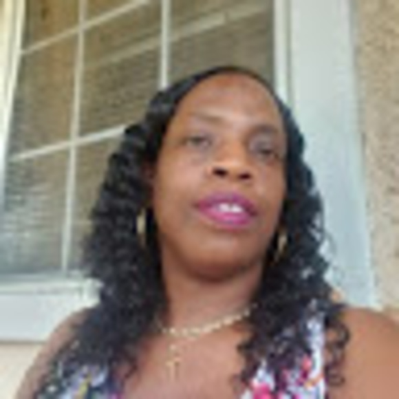 Meet your Posher, Lencia - Picture 1 of 1